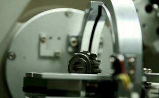X-ray Diffractometer (XRD)
